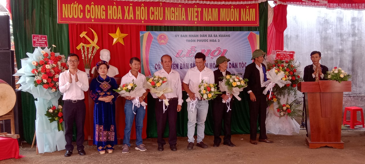 tặng hoa cảm ơn